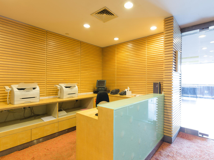 Bathroom 5, Hua Ting Hotel And Towers, Shanghai