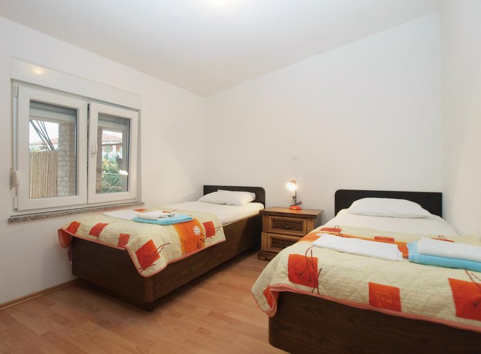 Bedroom 2, Apartment 1774, Ližnjan