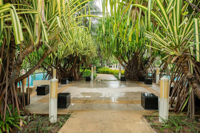 TOP 17 FLOOR SEAVIEW 2 BEDROOMS APT PANORAMA VIEW, Cha-Am