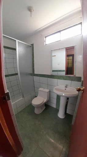 Bathroom 3, Nasca Trails B&B: Hostal and Fly, Nazca