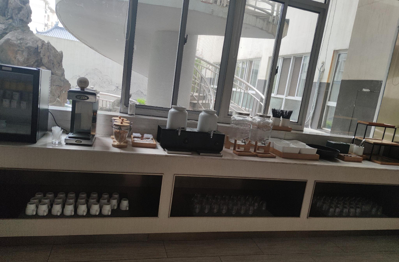 Food & Drinks 5, Ji Hotel Hefei Tongcheng Road, Hefei