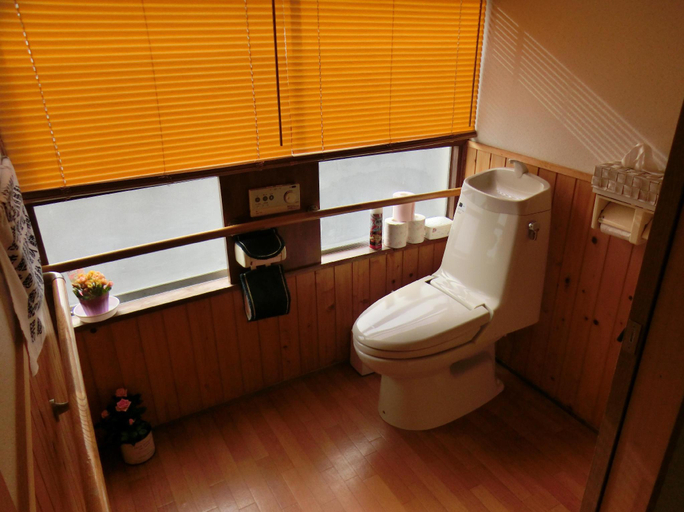 Bathroom 5, Tsukigakireidesune, Kumamoto