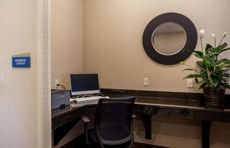 Public Area 2, Cobblestone Inn & Suites - Springfield, Baca