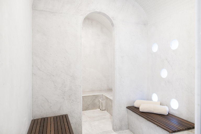 Bathroom 4, Hotel Real, Cantabria