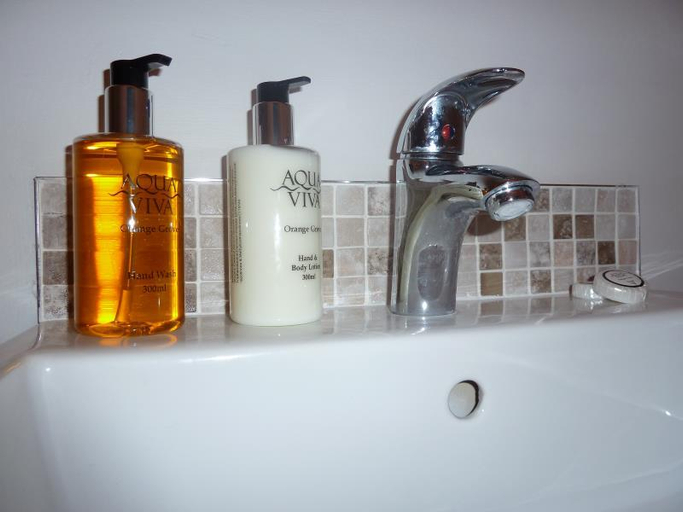 Bathroom 2, Cameron House, Wiltshire