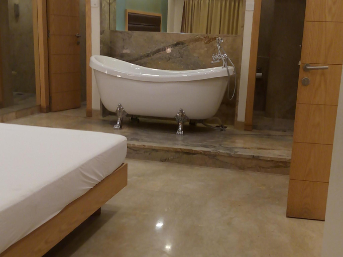 Bathroom 2, Hotel The Metropole - Phase II, Pune