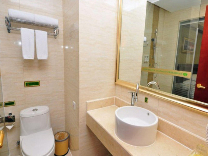 Bathroom 4, Vienna Hotel Guangzhou Panyu Changlong Nancun, Guangzhou