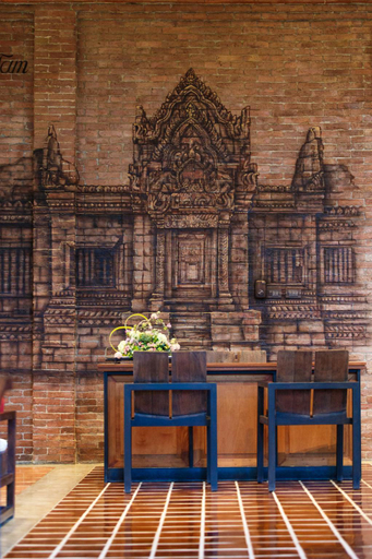 Public Area 4, Hotel de l'amour, Prakhon Chai