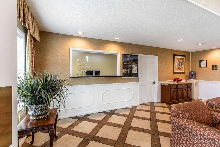Public Area 1, Quality Inn Thomaston, Upson