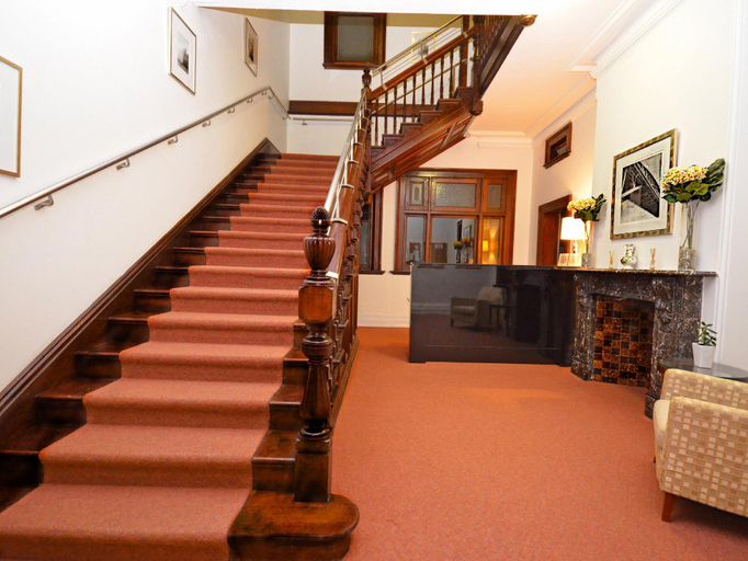 Public Area, The hallows accommodation, Bathurst Regional - Pt A
