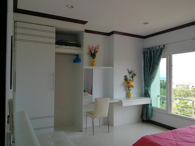 Bedroom 2, Blue Sky Condo by Barry, Cha-Am