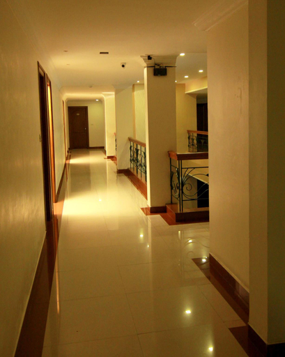 Public Area 2, Royale Park, Alappuzha