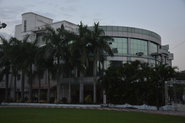 Others 3, Hotel Ram Saroj Palace, Sagar