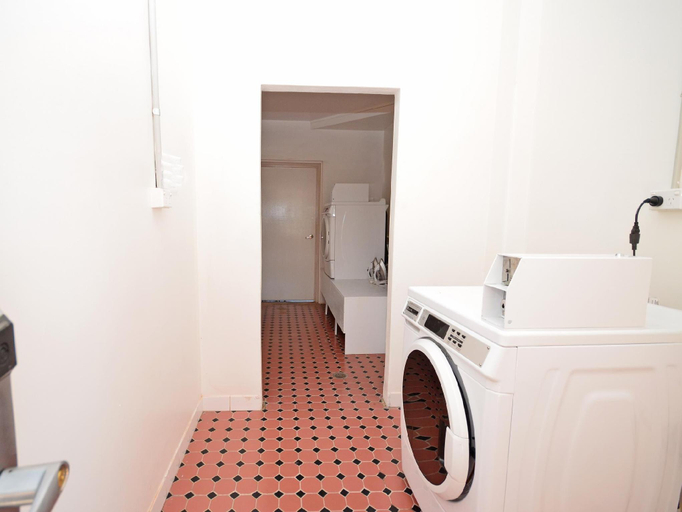 Bathroom 4, The hallows accommodation, Bathurst Regional - Pt A