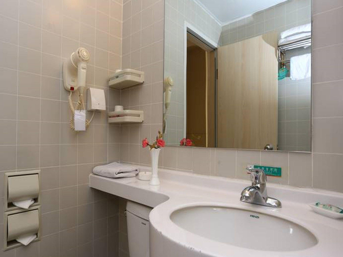 Bathroom 4, Jinjiang Inn Changchun Renmin Avenue Guilin Road, Changchun