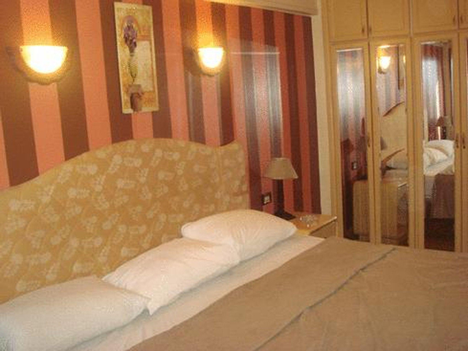 Bedroom 3, Oasis Heliopolis hotel, Nasr City 1