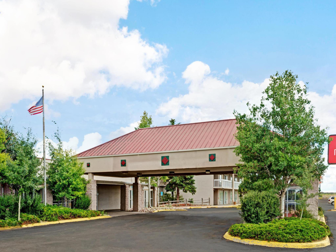 Exterior & Views, Budget Inn, Albany
