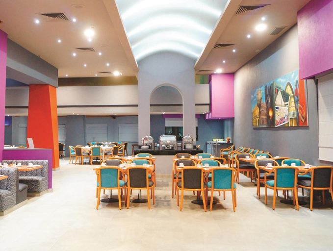 Coffee shop 5, LQ Hotel by La Quinta Monterrey Centro, Monterrey