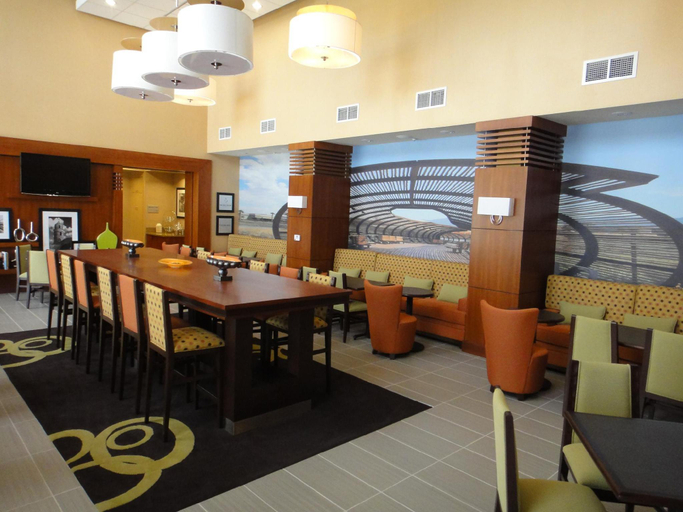 Food & Drinks 4, Hampton Inn & Suites Riverside/Corona East, Riverside
