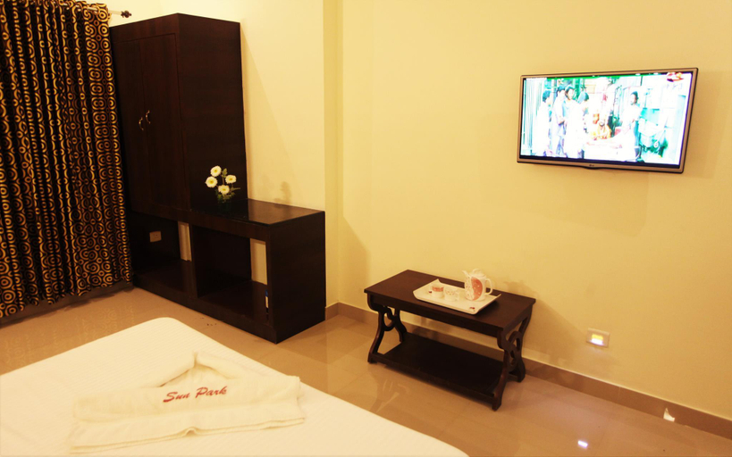 Bedroom 1, Hotel Sun Park, Kanniyakumari
