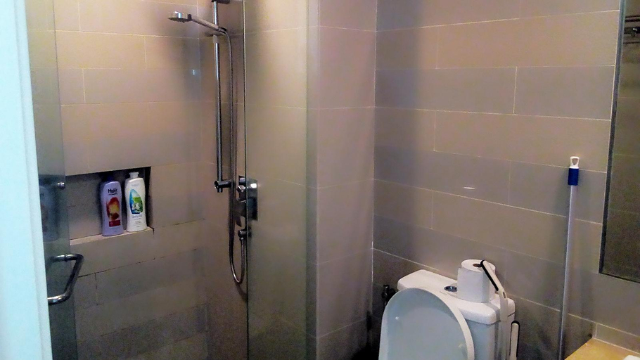 Bathroom 3, WTE Hotel Suites Bukit Bintang, Kuala Lumpur