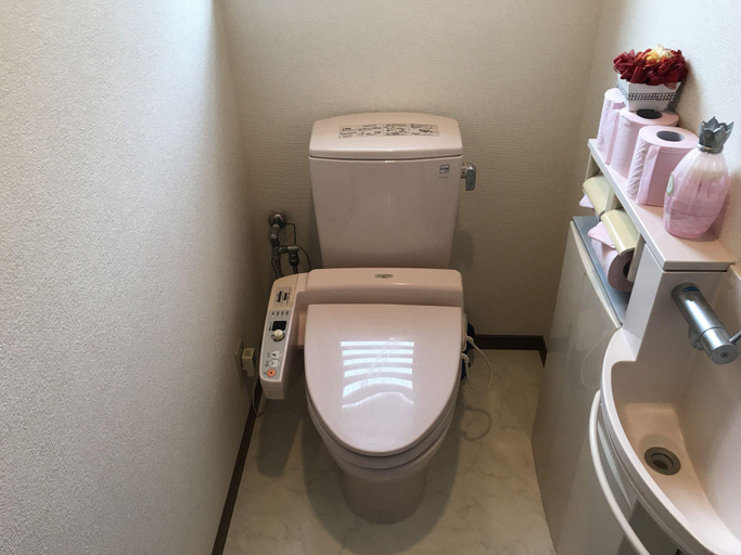 Bathroom 3, AH Guest house Tsuu in Odawara OD1, Odawara