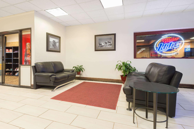 Public Area 3, Budget Inn, Albany