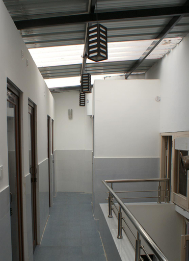 Others 2, BedHubs, Hardwar