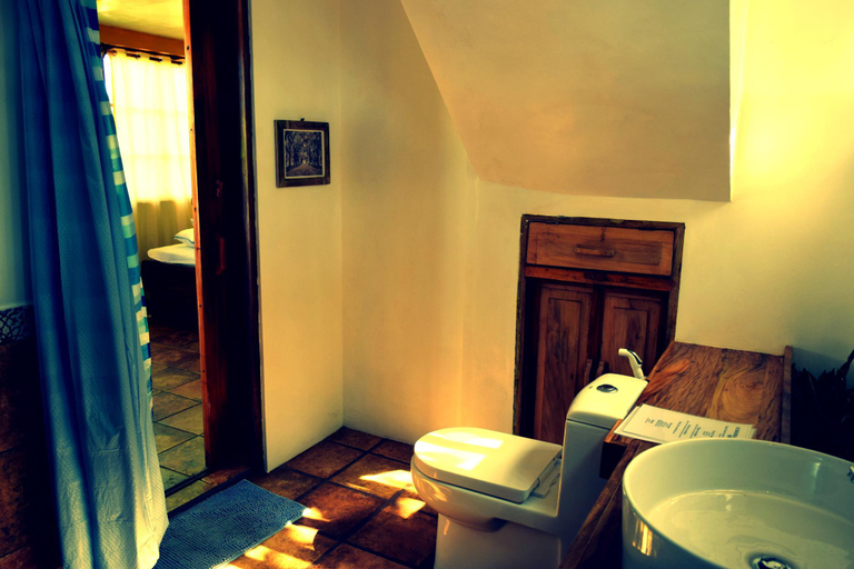 Bathroom 3, Guerrera Rice Paddy Villas, Mambajao