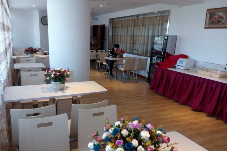 Food & Drinks 5, GreenTree Inn Geermu Walking Street Business Hotel, Haixi Mongol and Tibetan