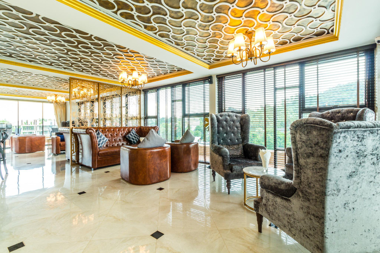 Public Area 4, Convenient Surin beach condo with pool & gym! 707, Pulau Phuket