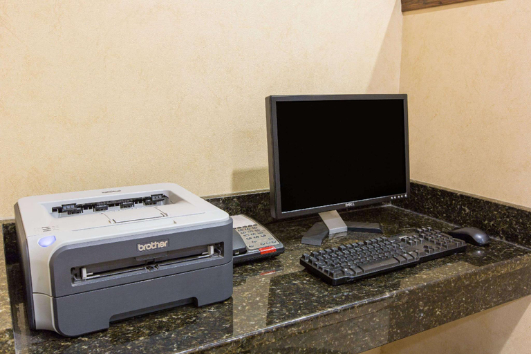 Public Area 3, Days Inn by Wyndham Lonoke, Lonoke