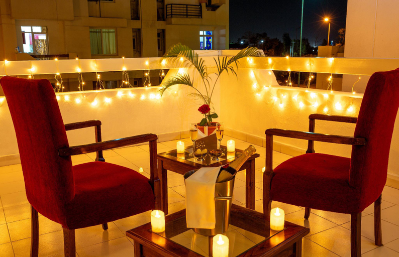 Food & Drinks 4, Rosewood Apartment Hotel - SIDCUL Haridwar, Hardwar
