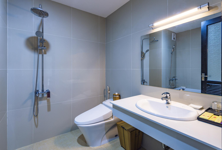 Bathroom 4, D26 Nha Trang Hotel, Nha Trang