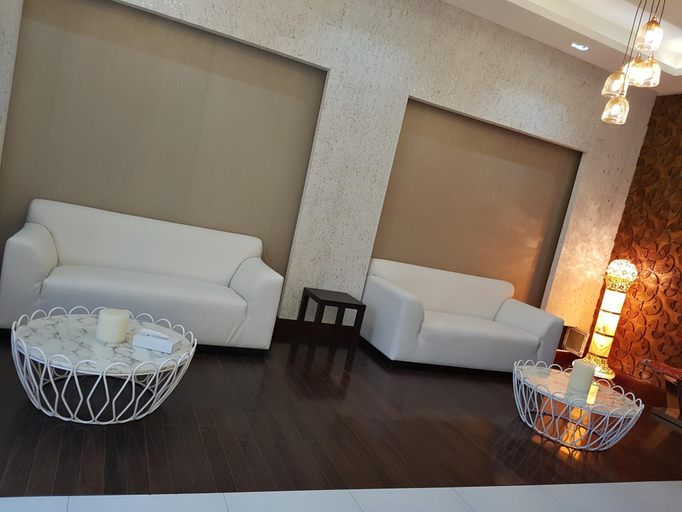 Lobby 5, Pearl Suites, Manama