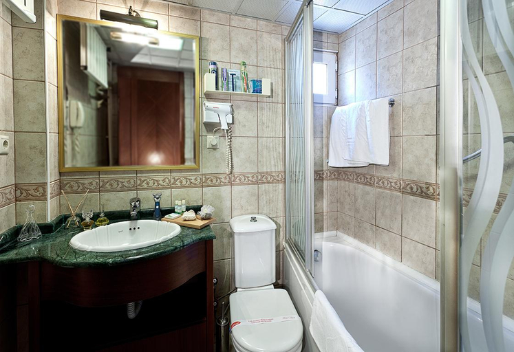 Bathroom 4, Hotel Best, Çankaya