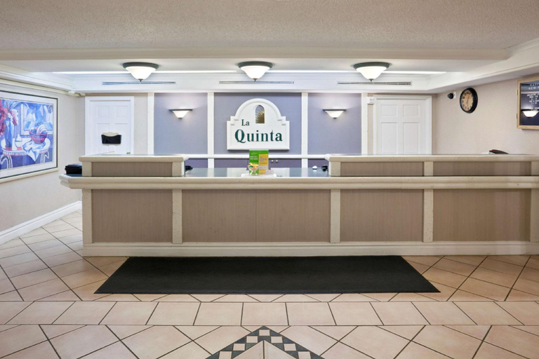 Public Area 3, La Quinta Inn by Wyndham Omaha West, Douglas