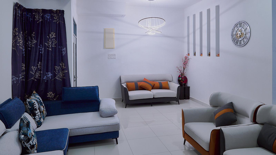 Public Area 4, Shamrock Beach Villas Corner or Seaview, Penang Island