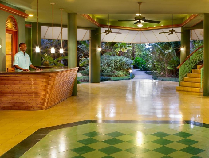 Public Area, COUPLES SWEPT AWAY - ALL INCLUSIVE - COUPLES ONLY