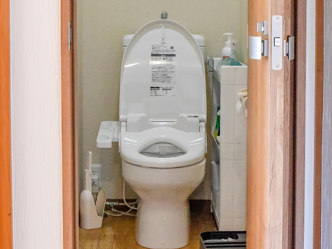 Bathroom 4, Guesthouse Hakuka, Kanazawa