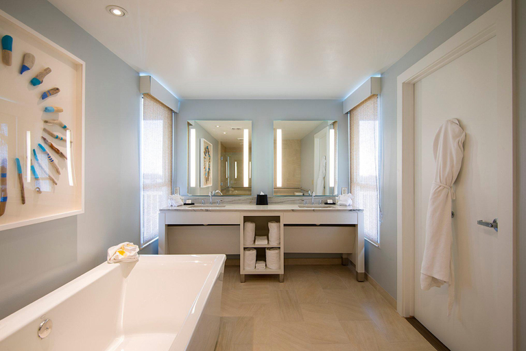 Bathroom 4, Hawks Cay Resort Duck Key, Monroe