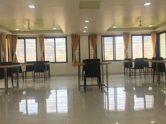 Food & Drinks 3, Hotel Shivas Inn, Nashik