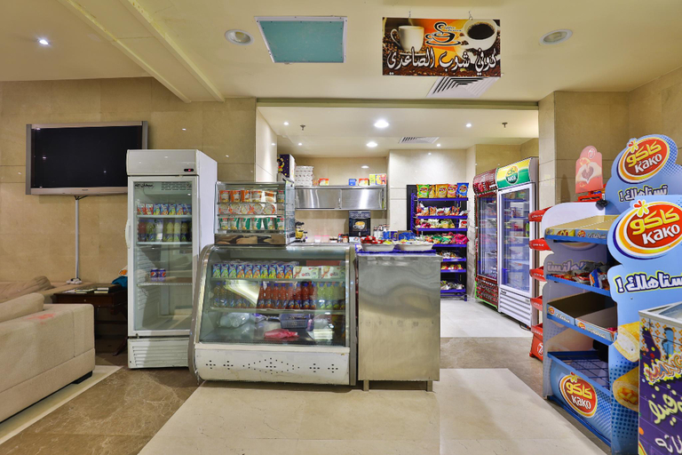 Food & Drinks 4, OYO 372 Nawazi Watheer Hotel, Makkah