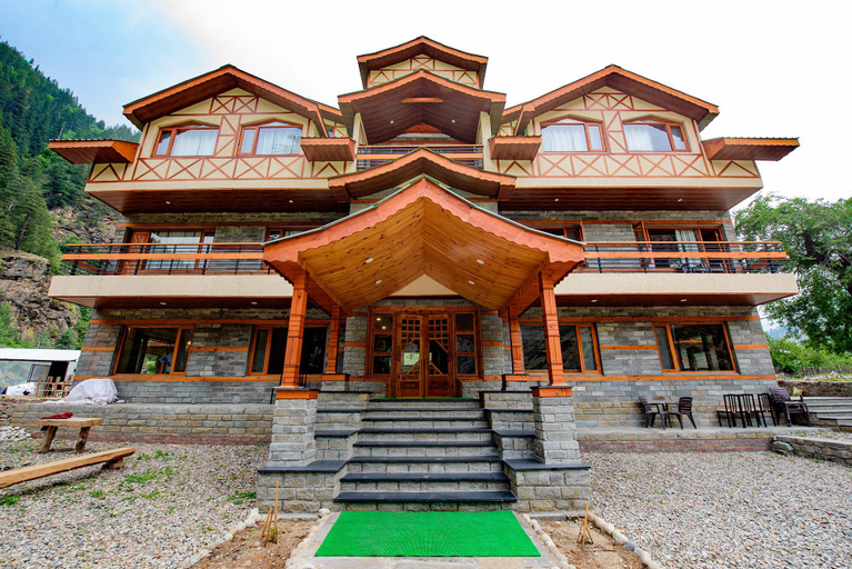 Others 4, Hotel Batseri, Kinnaur