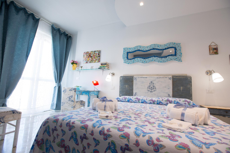 Bedroom 2, Versomare, Bari