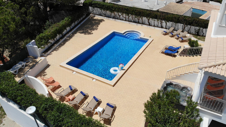 Sport & Beauty 2, Sunset Villa,heatable pool,Jacuzzi, near beach!, Albufeira