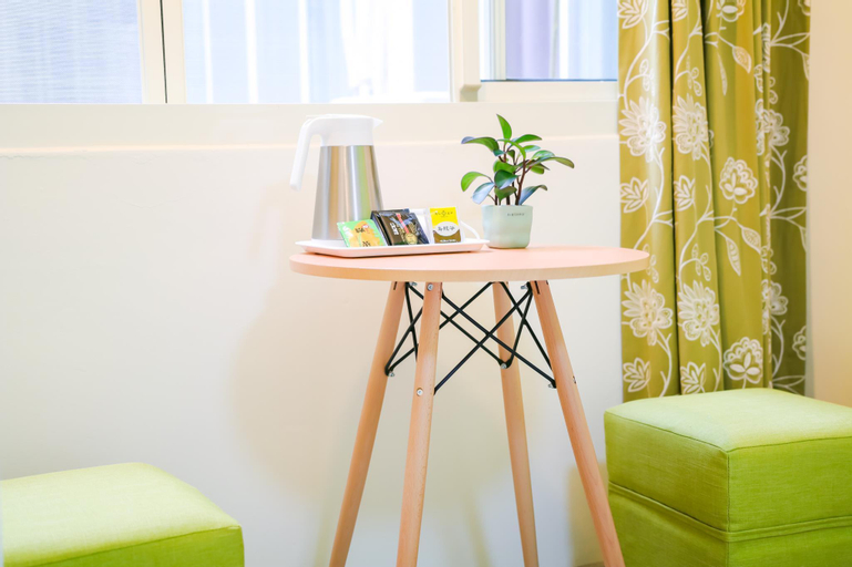 Others 5, Nu Stay, Taichung