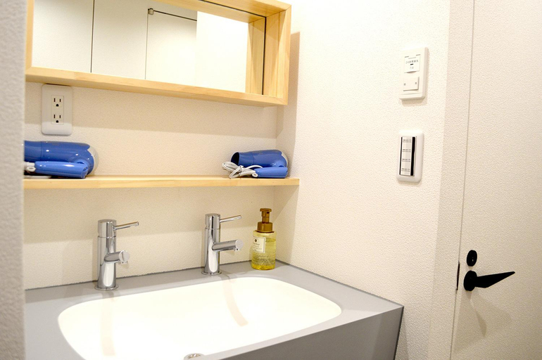 Bathroom 3, Tokyo Tower view Guest House, Minato
