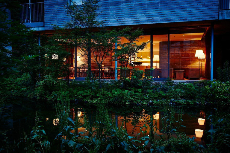 Public Area 4, Hakone Retreat före, Hakone