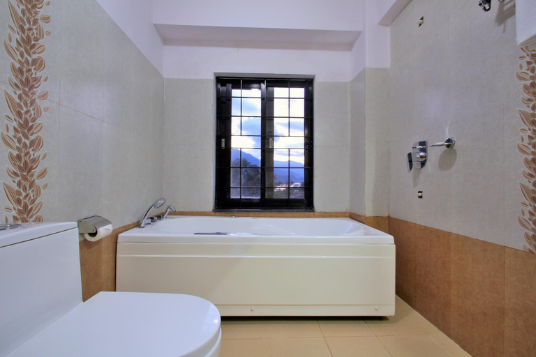 Bathroom 3, Raniban Arcade, Gandaki